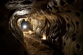 乐鱼体育登录-包含&quot;城市地下：洞穴与隧道中的神秘网球赛事&quot;的词条