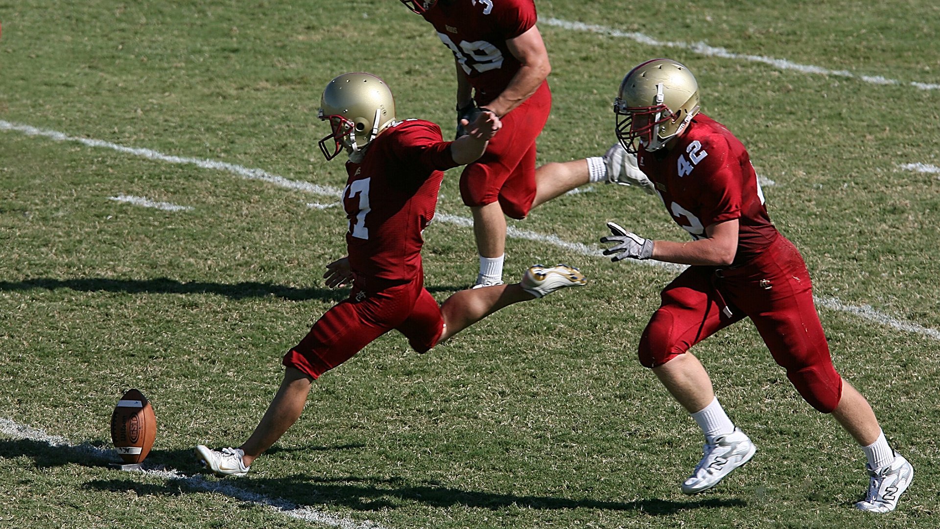 篮球训练营注重运动员个性化发展，篮球训练特色